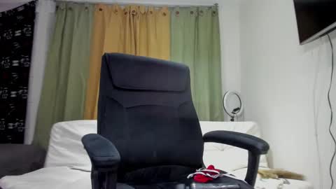 jessica_rabbit777_ online show from February 4, 12:19 am