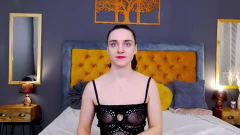 Jessica White online show from February 20, 4:20 am