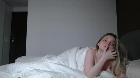 Jessica online show from April 24, 1:41 am