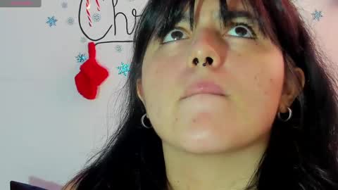 Snapshot of jessicared18 chatting on December 17, 8:43 pm jessicared18 online show from December 17, 8:43 pm