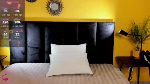 Snapshot of jessie_curlyy chatting on March 11, 10:51 am Jessie online show from March 11, 10:51 am