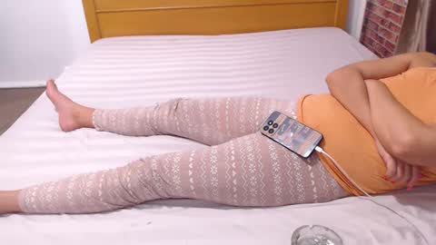 jessiestar3 online show from September 22, 12:12 am