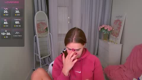 Jessi online show from November 20, 2:06 pm