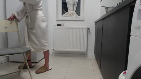 jessieryan online show from November 29, 5:21 am