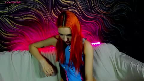 Snapshot of jessiexxiv chatting on December 10, 8:19 am Jessie online show from December 10, 8:19 am