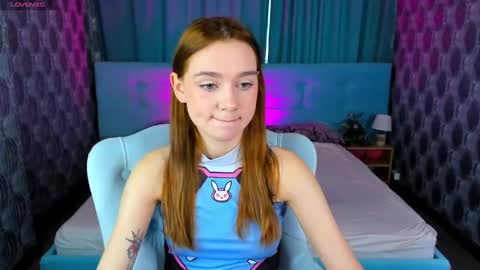 Snapshot of jessiexxiv chatting on January 7, 7:31 am Jessie online show from January 7, 7:31 am