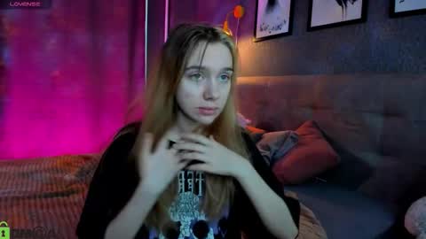 Snapshot of jessiexxiv chatting on October 23, 8:13 am Jessie online show from October 23, 8:13 am