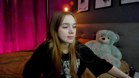 Snapshot of jessiexxiv chatting on November 19, 9:42 am Jessie online show from November 19, 9:42 am