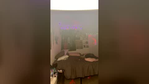 jessiexy online show from December 23, 4:32 am