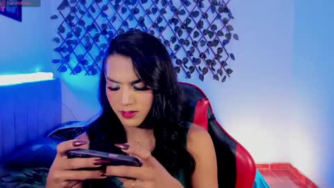 JESS online show from April 21, 9:17 pm