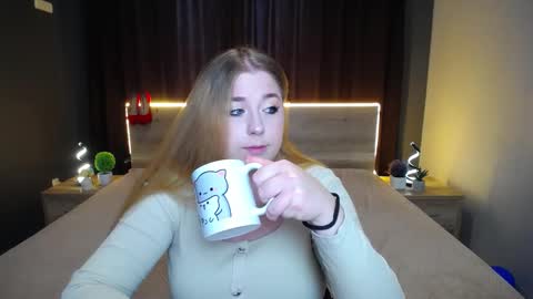 Jess online show from October 7, 6:43 am