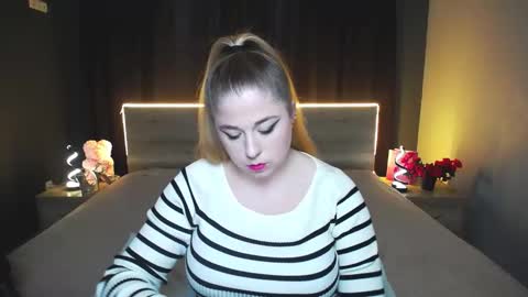 Jess online show from January 13, 8:08 am