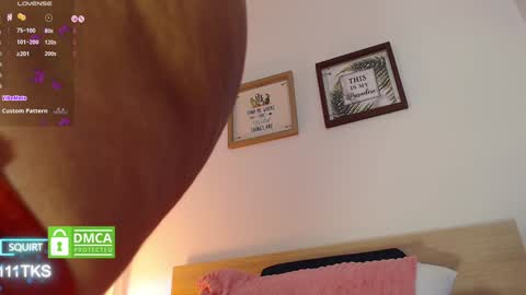Snapshot of jessiwet chatting on December 6, 7:23 pm jessiwet online show from December 6, 7:23 pm