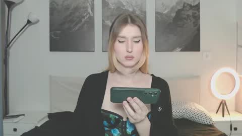 Snapshot of jessstonem chatting on October 28, 8:11 pm jessstonem online show from October 28, 8:11 pm