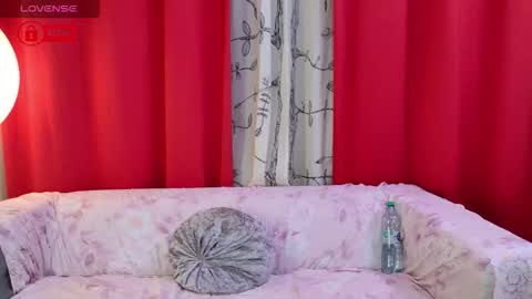 JessTheWicked online show from October 30, 5:46 pm