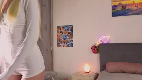 Jessy online show from April 6, 3:35 pm