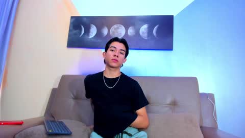 Jessy Mateus online show from December 7, 11:51 am