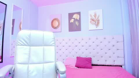 Jessy Mateus online show from January 18, 12:26 pm