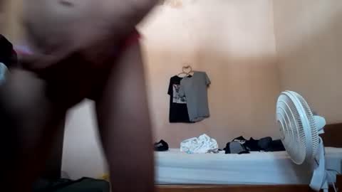 Snapshot of jessymartinez672 chatting on August 1, 7:35 pm jessymartinez672 online show from August 1, 7:35 pm