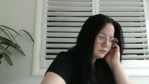 Snapshot of jessyqueen55 chatting on June 15, 9:11 am OnlyJessy online show from June 15, 9:11 am