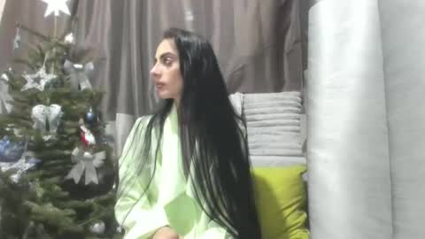 Jessy online show from December 15, 6:01 pm