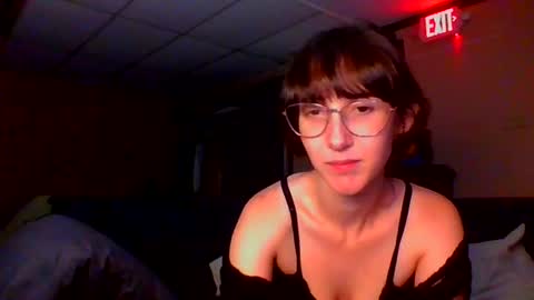 jessystrings online show from July 15, 6:40 am