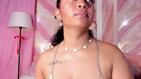 Snapshot of jessyzoe chatting on November 7, 2:39 pm Jessy online show from November 7, 2:39 pm