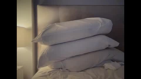 Jesuiscoquin online show from April 4, 2:58 pm