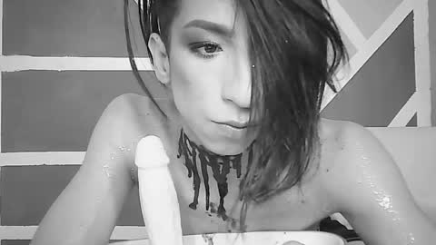 Ale online show from April 18, 7:07 pm