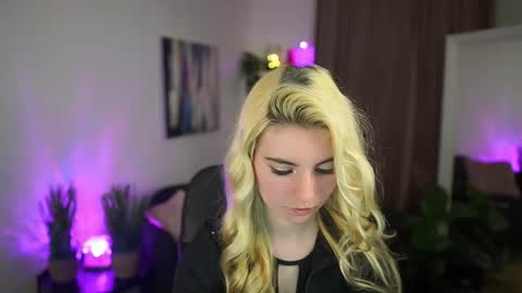 Jet online show from March 18, 8:23 pm