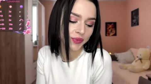 Lea online show from April 9, 7:14 am