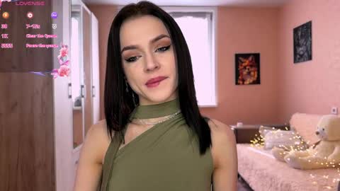 Lea online show from April 17, 7:00 am