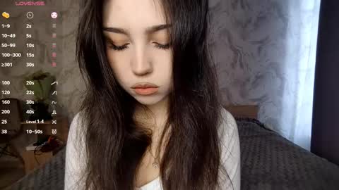 I am Gina ntmu Lets hit 10 Thumbs Up together online show from April 14, 6:30 am