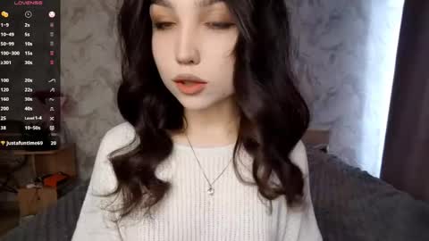 I am Gina ntmu Lets hit 10 Thumbs Up together online show from April 23, 6:36 am