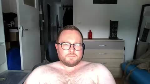 jeuneloup92 online show from July 2, 4:02 pm