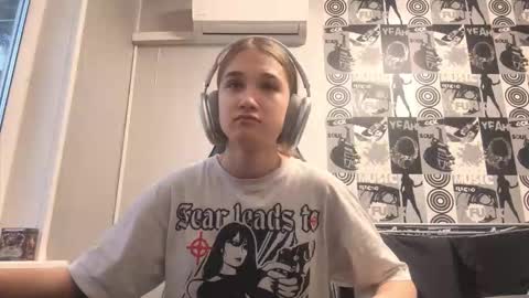 Helgi online show from November 30, 1:04 pm