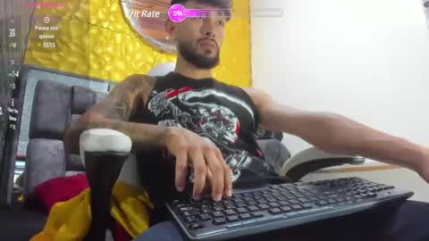 Queen and King online show from January 4, 9:41 pm