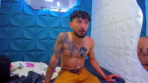 Queen and King online show from January 7, 1:28 am