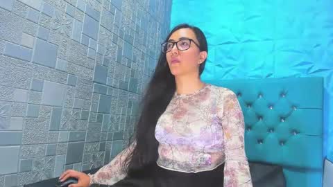 Queen and King online show from January 19, 8:30 pm