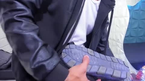 Queen and King online show from January 31, 2:15 am