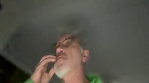 jewlronny online show from December 31, 8:04 am