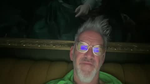 jewlronny online show from February 12, 7:13 am