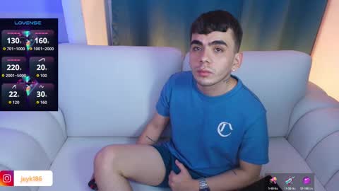 Snapshot of jey_keler chatting on October 13, 8:31 pm jey keler online show from October 13, 8:31 pm