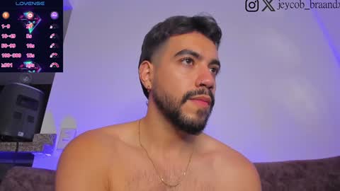 Snapshot of jeycob_braandx chatting on December 27, 3:31 am Jeycob online show from December 27, 3:31 am