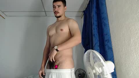 Juan David online show from December 17, 11:44 pm