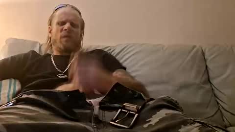 jeyhardsmashin69 online show from October 25, 2:30 am