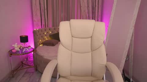 Jeysy online show from April 23, 3:14 pm