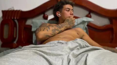 Onlyfans  Twitter  online show from November 3, 2:24 am