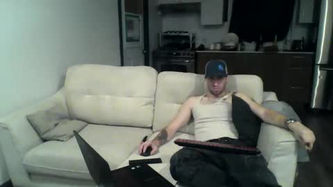 Snapshot of jf12334 chatting on November 8, 2:56 am NedeledeN online show from November 8, 2:56 am