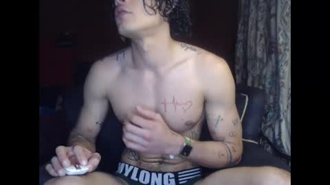 jffer_slhom online show from October 28, 7:49 pm